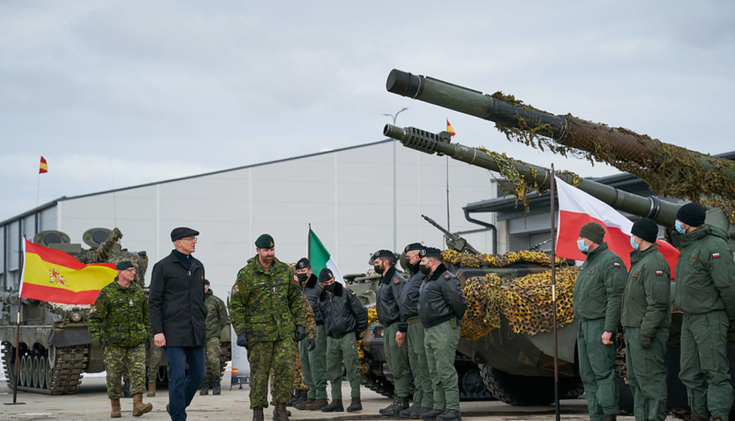 Ministru prezidents Krišjānis Kariņš apmeklēja Ādažu militāro bāzi