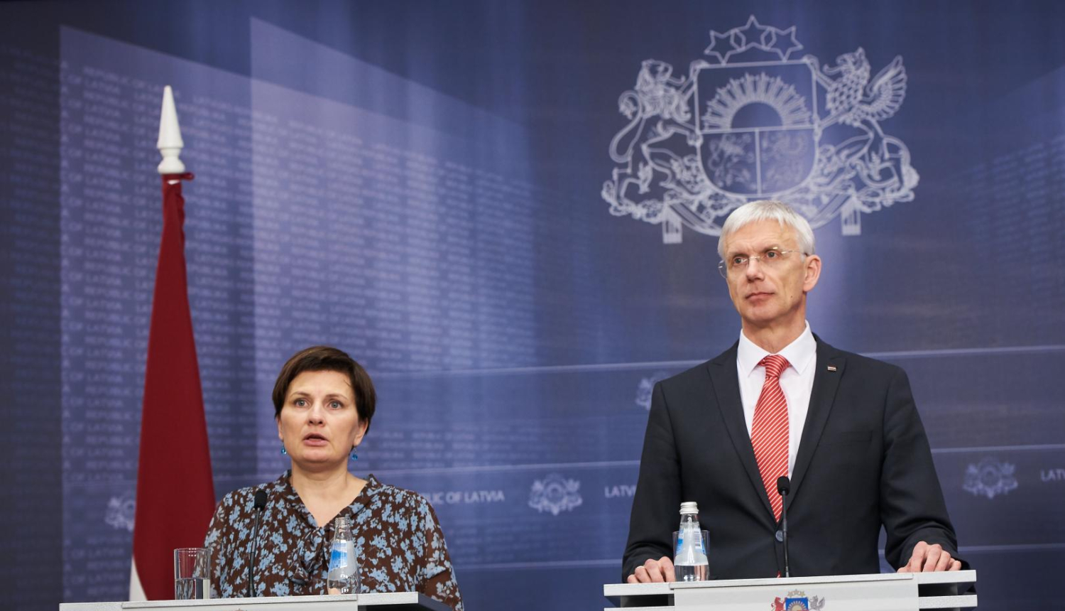 Premjerministrs K. Kariņš un veselības ministre I.Viņķele