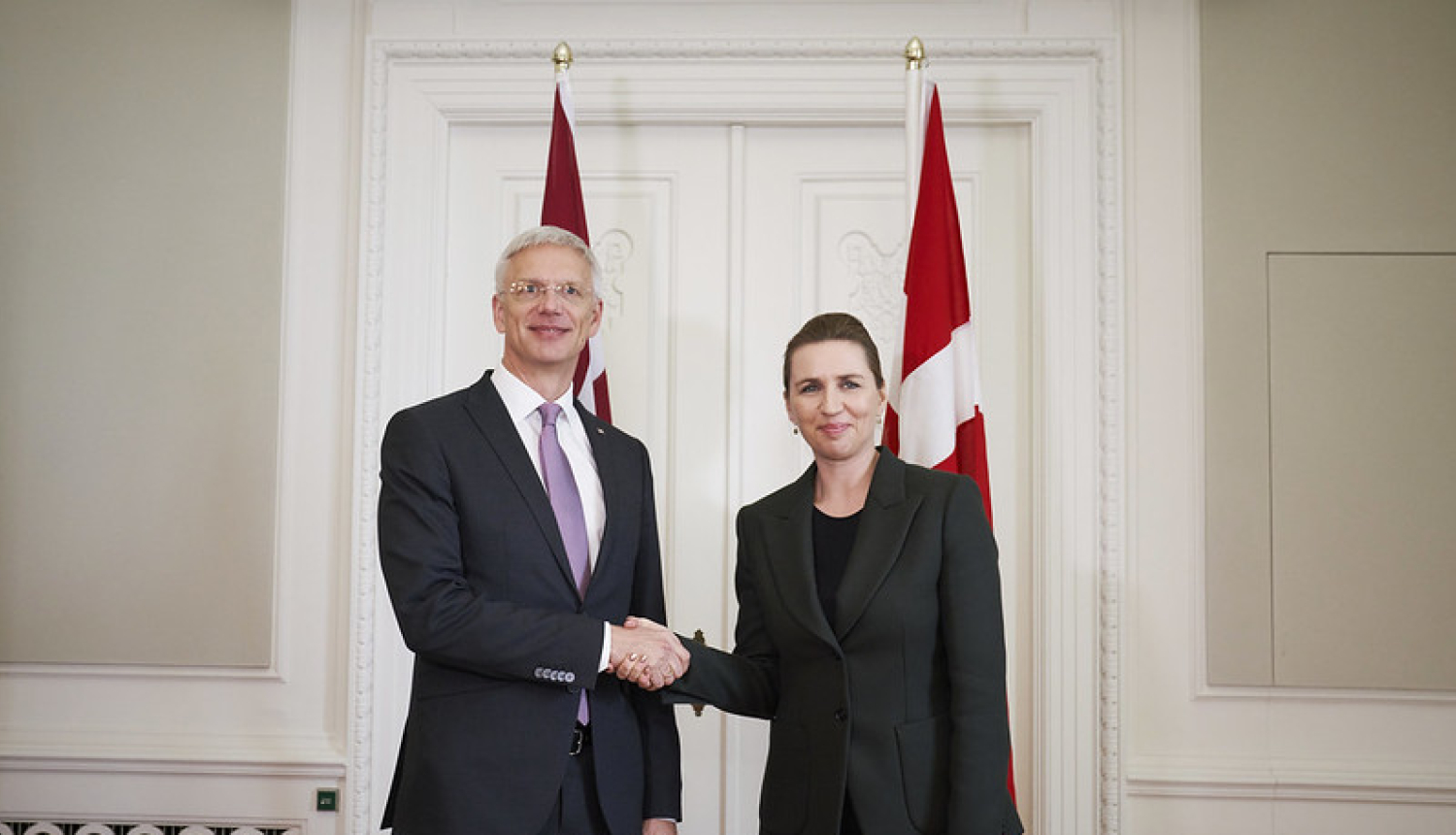 Ministru prezidents Krišjānis Kariņš  ar Dānijas premjerministri Meti Frederiksenu