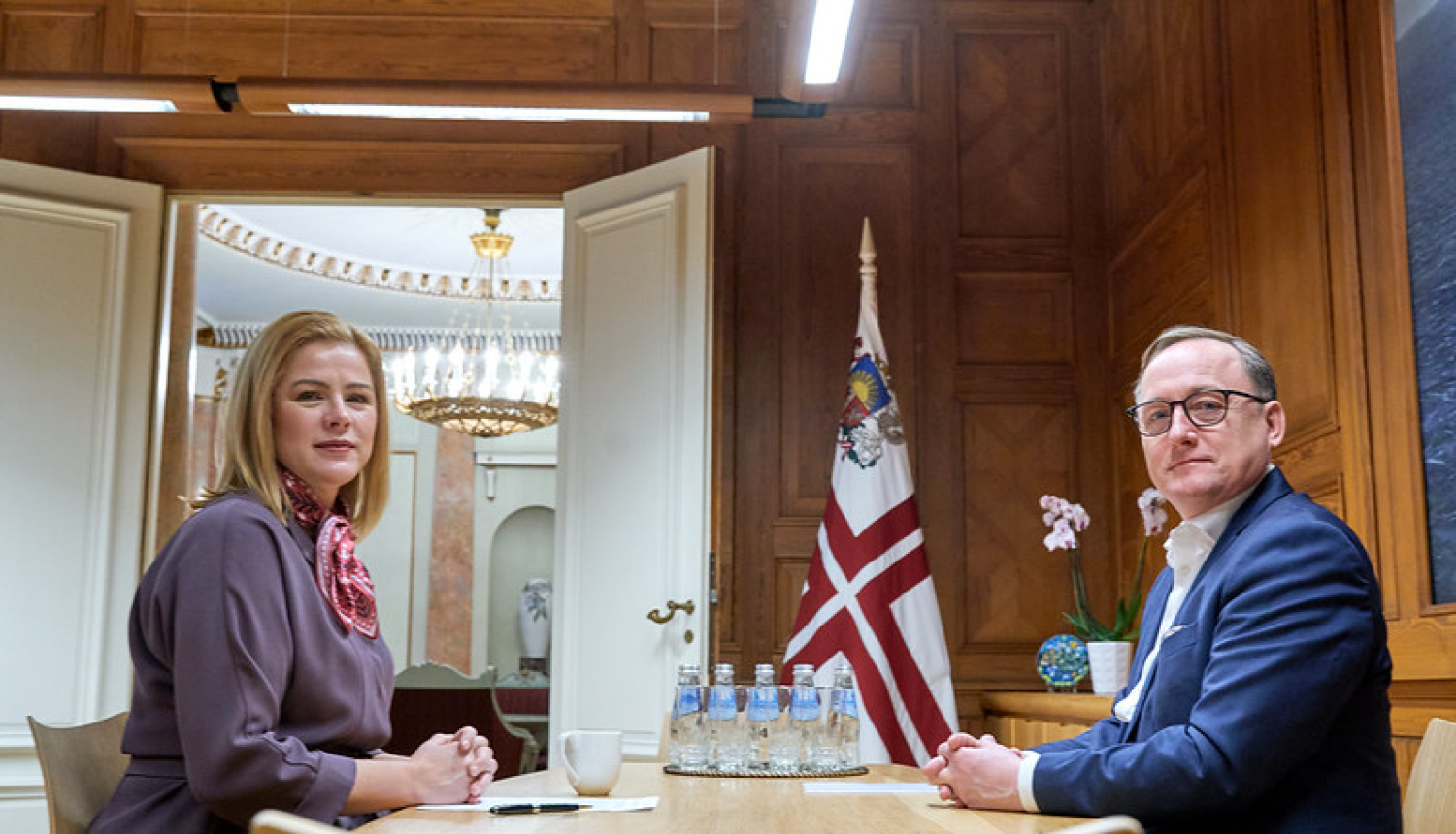 Ministru prezidente Evika Siliņa tiekas ar Latvijas Bankas prezidentu Mārtiņu Kazāku