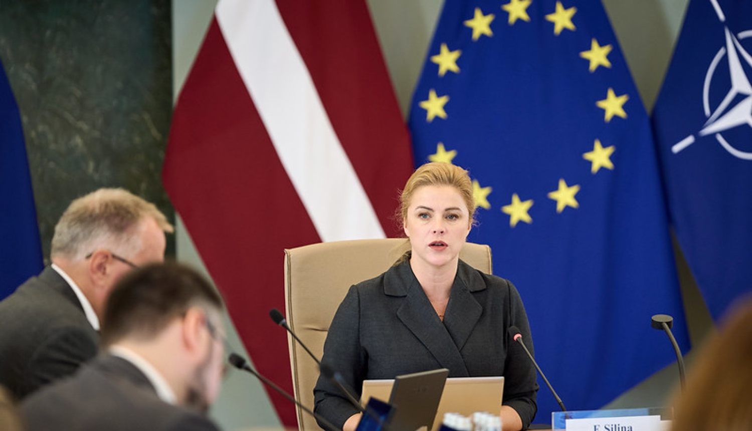 MK sēde, MInistru prezidente un ministri