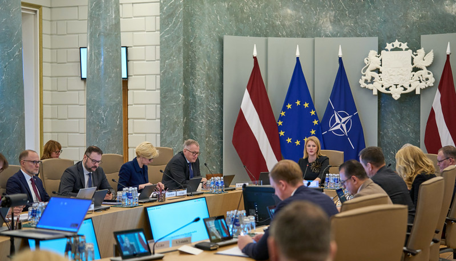 Ministru prezidente Evika Siliņa vada valdības sēdi