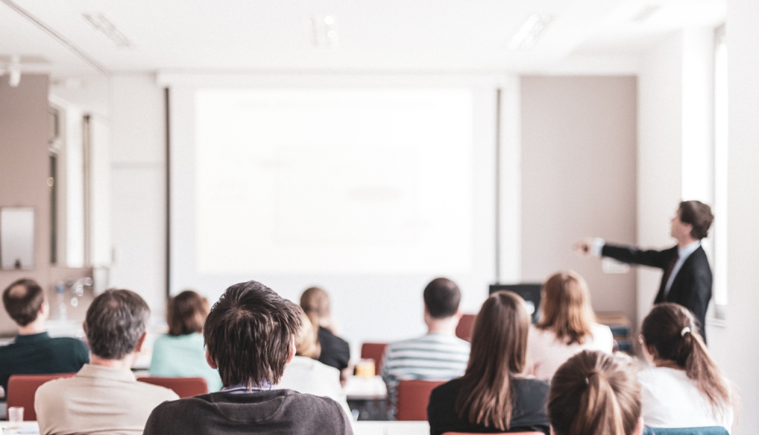 Pieaugušo izglītība, studenti klasē