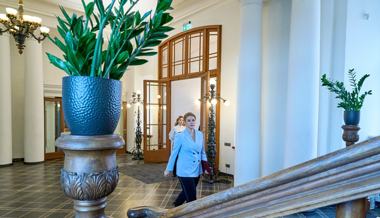 Ministru prezidente Evika Siliņa Rīgas pilī. 