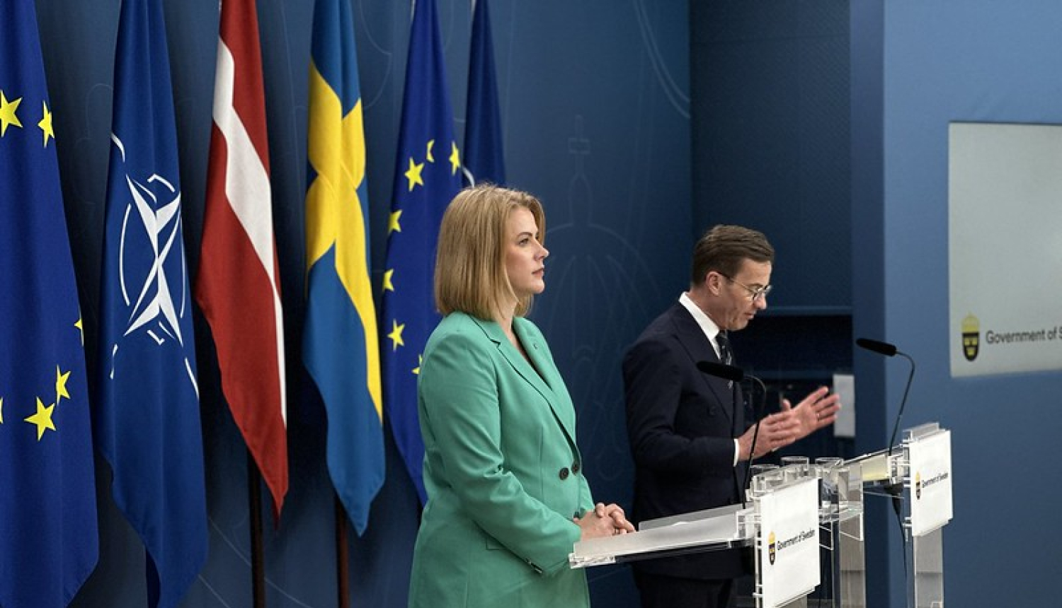 Ministru prezidente Evika Siliņa ar Zviedrijas premjerministru Ulfu Kristersonu piedalās preses konferencē