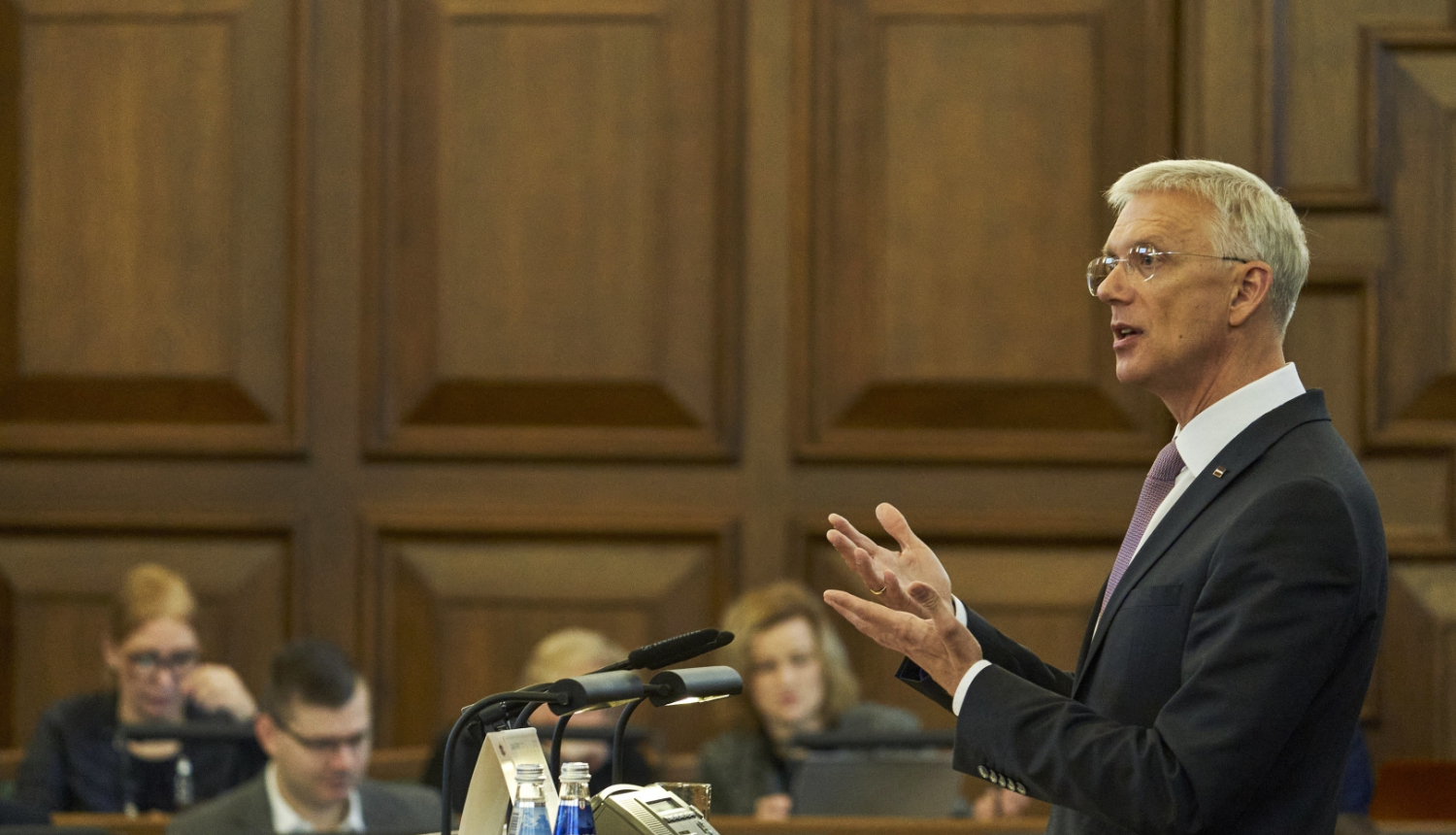 Premjerministrs K. Kariņš Saeimas tribīnē