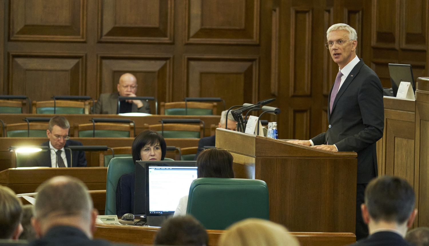 Premjerministrs K. Kariņš Saeimas tribīnē