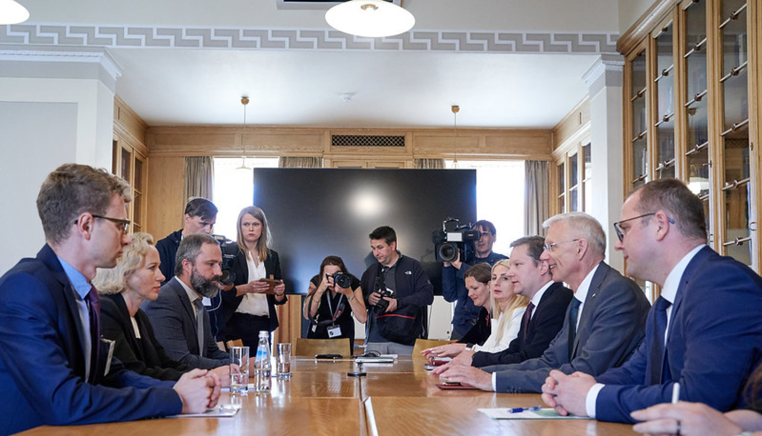 Ministru prezidents Krišjānis Kariņš tiekas ar SPRK komisijas priekšsēdētāju Aldu Ozolu
