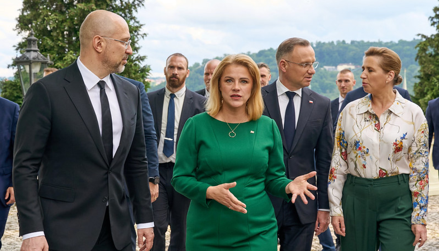 Tikšanāss ar Čehijas vadītās artilērijas munīcijas koalīcijas valstu līderiem, Čehijā, Prāgā 