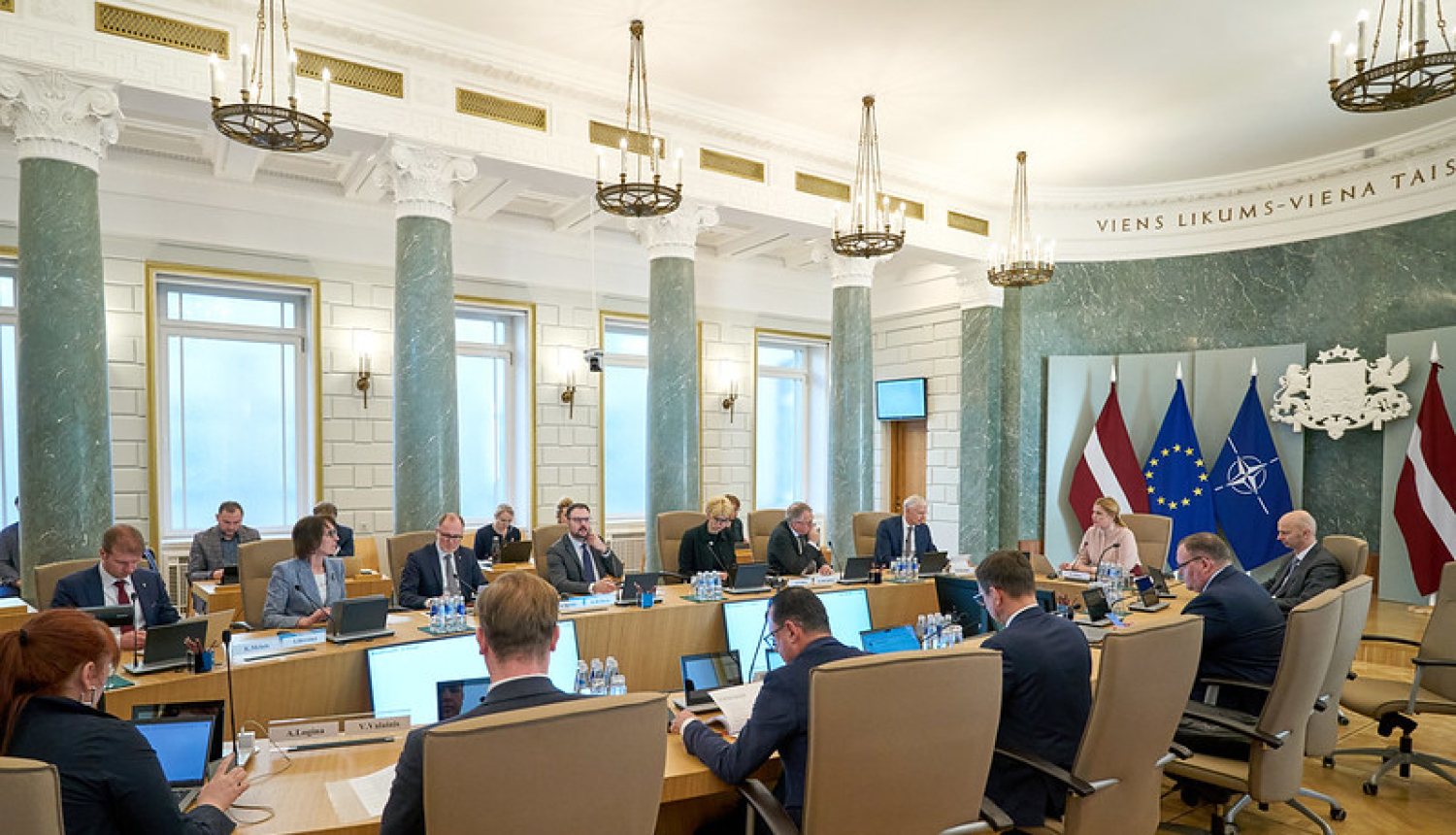 Valdības sēde 5.martā.