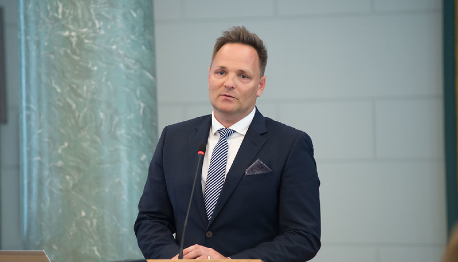 Valsts kancelejas jaunais direktors Raivis Kronbergs