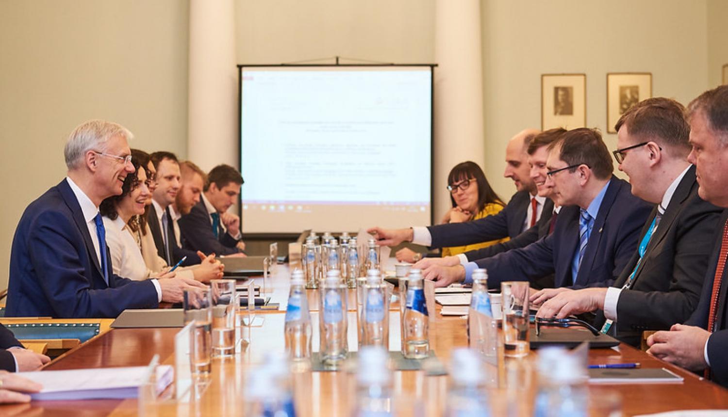 Ministru kabinetā notikusi Lielo un stratēģiski nozīmīgo investīciju projektu koordinācijas padomes sēde