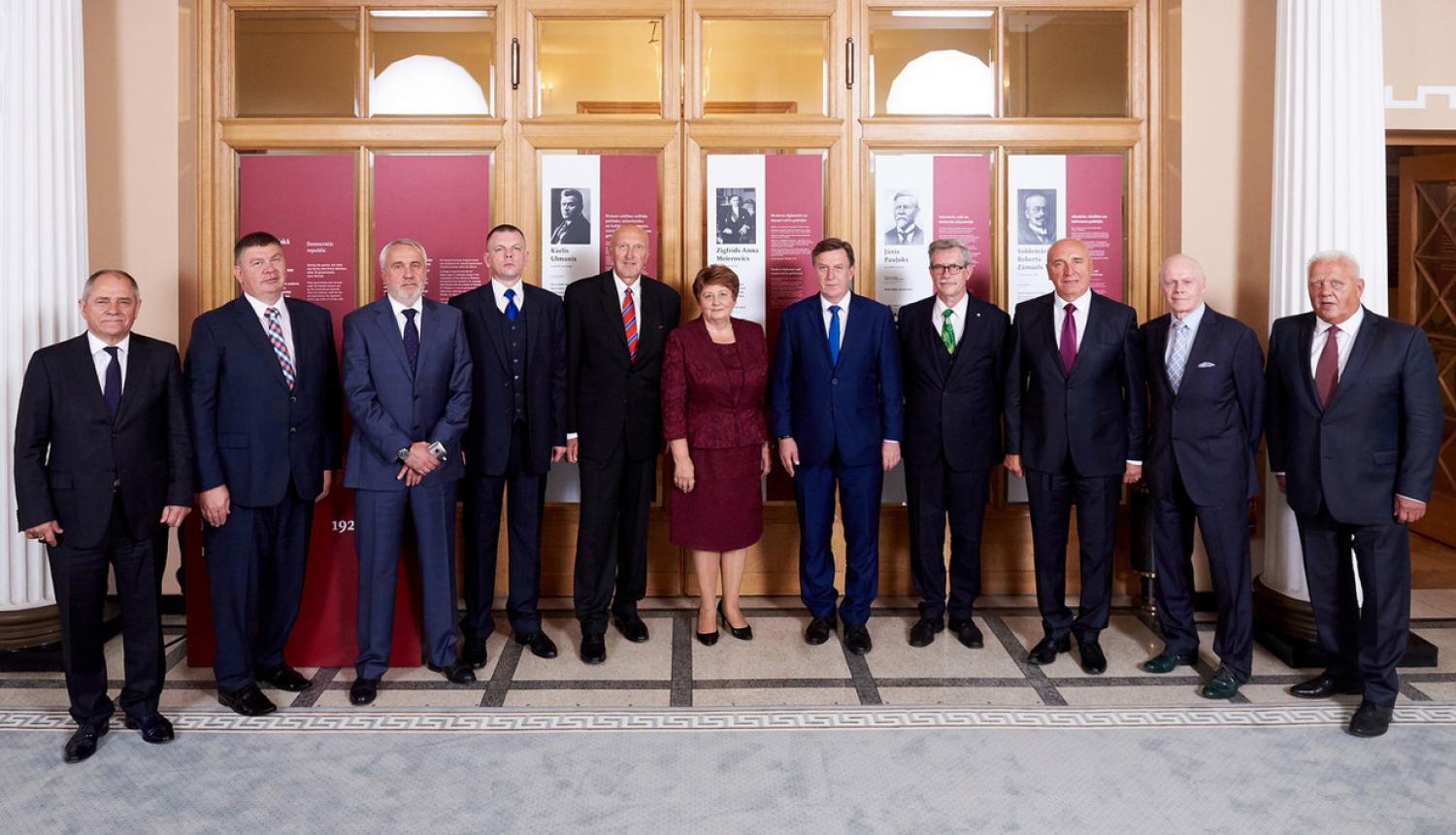 Ministru prezidenti: Latvijas panākumu atslēga – izglītoti cilvēki un augstvērtīgs darbs ikdienā