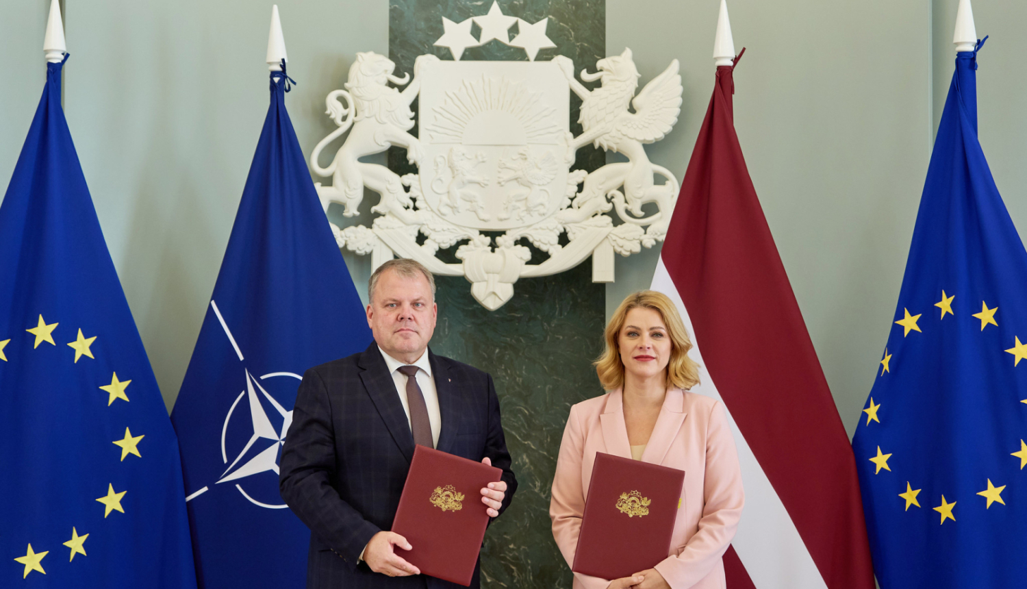 Ministru prezidente un Latvijas Pašvaldību savienības (LPS) priekšsēdis paraksta Ministru kabineta un LPS vienošanās un domstarpību protokolu par 2026. gada valsts budžetu un budžeta ietvaru 2026. – 2028. gadam