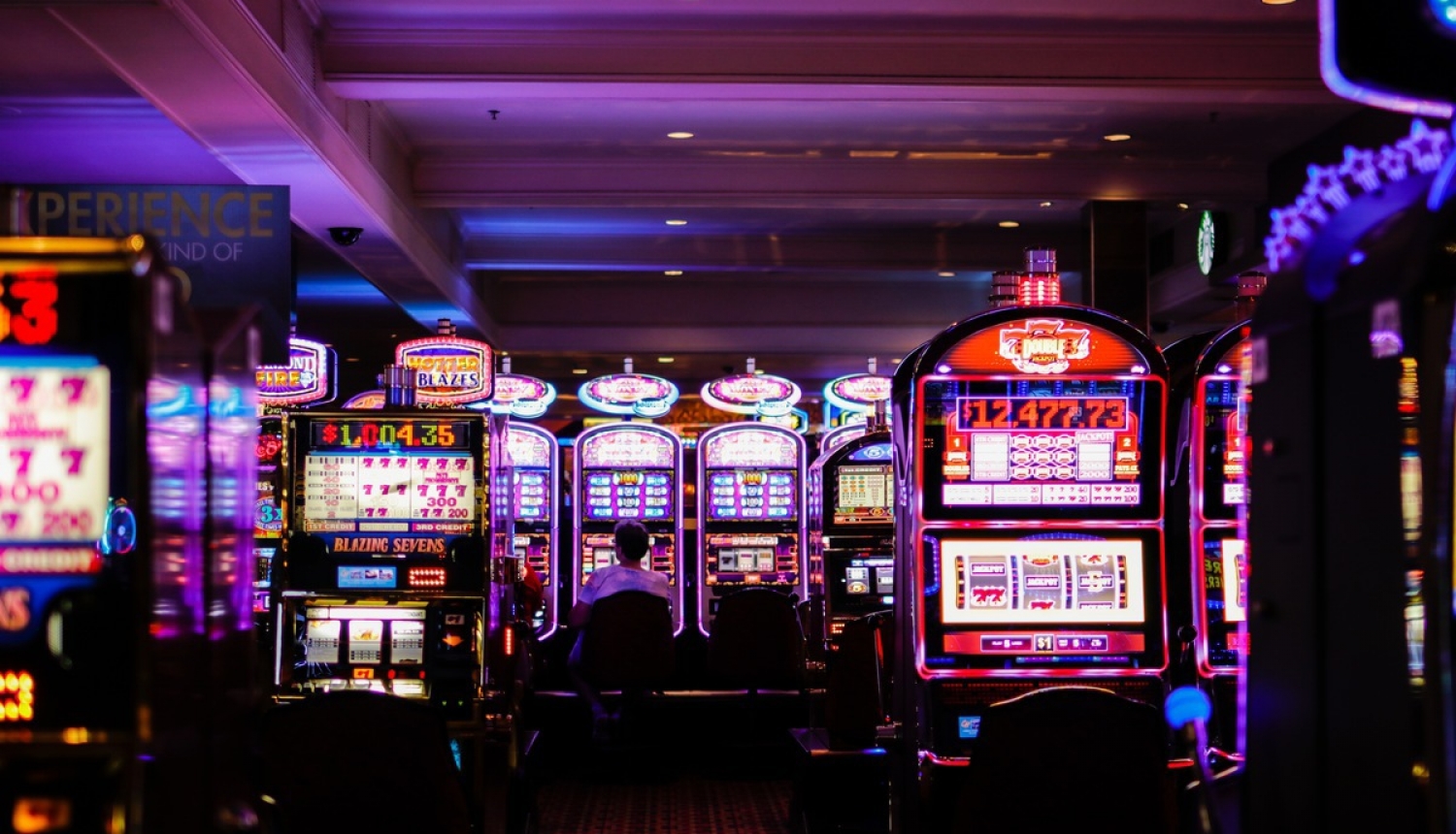 Ierobežos nelicencēto interaktīvo azartspēļu un izložu tirgu