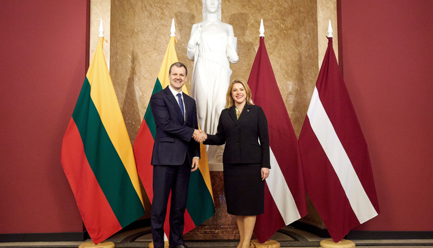 Ministru prezidente Evika Siliņa un Lietuvas premjerministrs Ģintauts Palucks