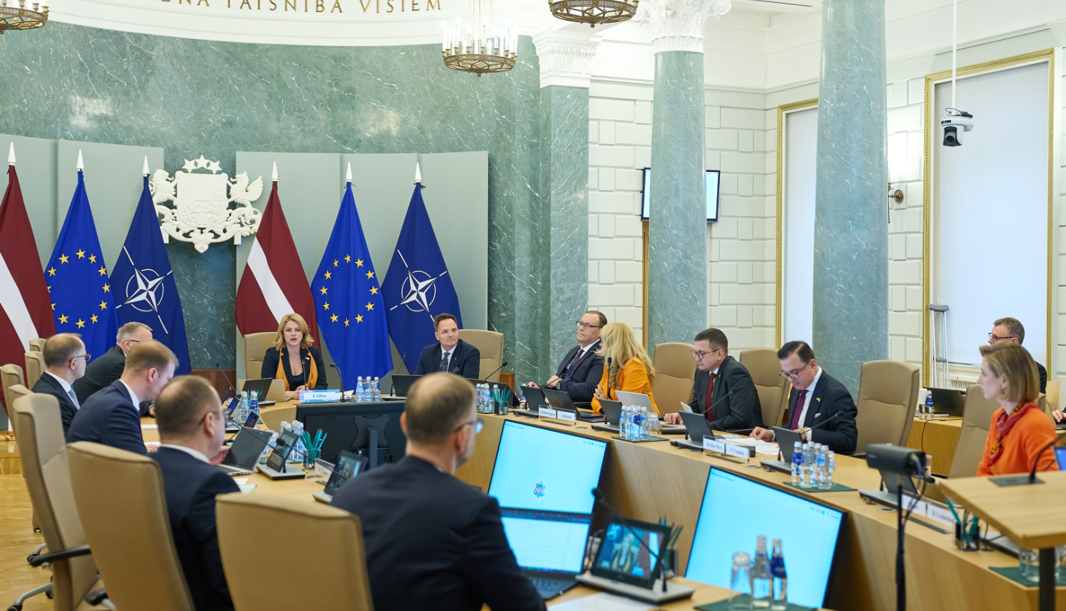 Ministru prezidente Evika Siliņa vada valdības sēdi