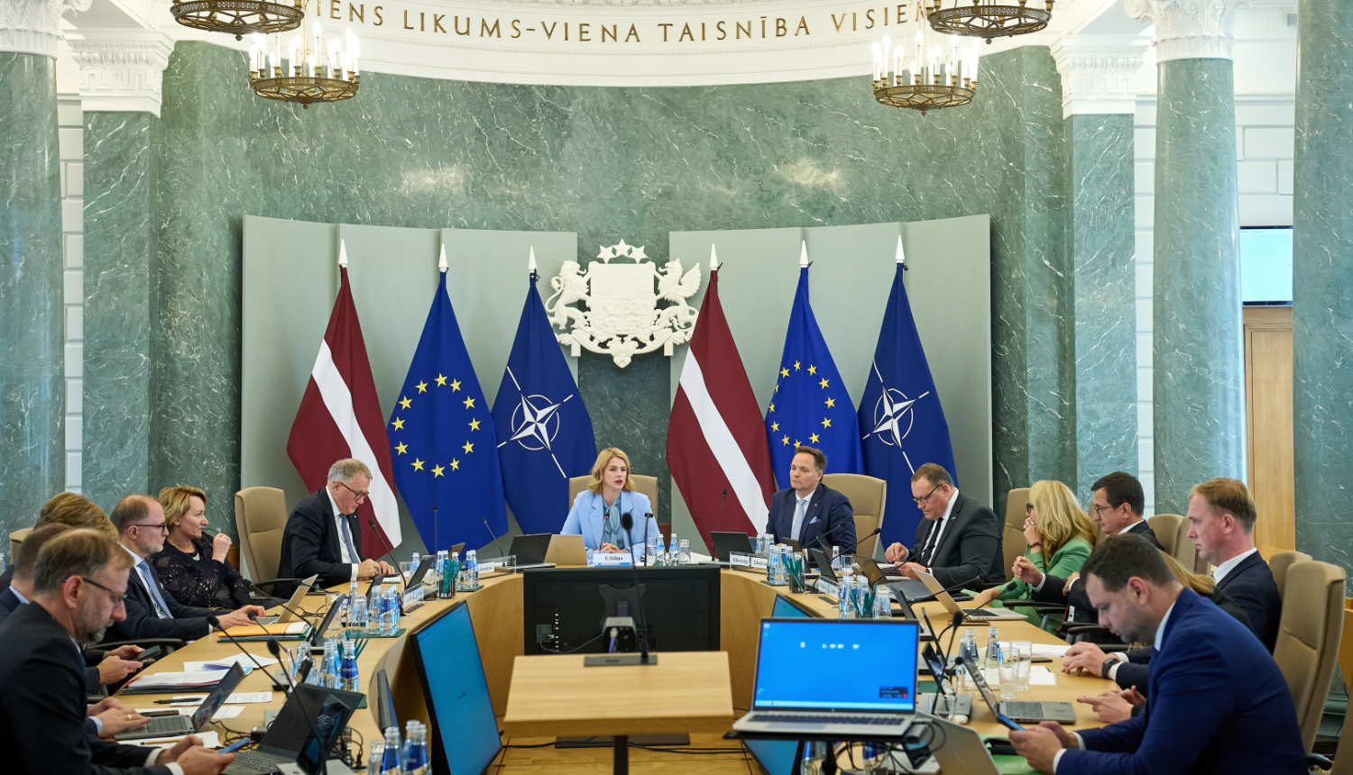 Ministru prezidente Evika Siliņa vada valdības sēdi