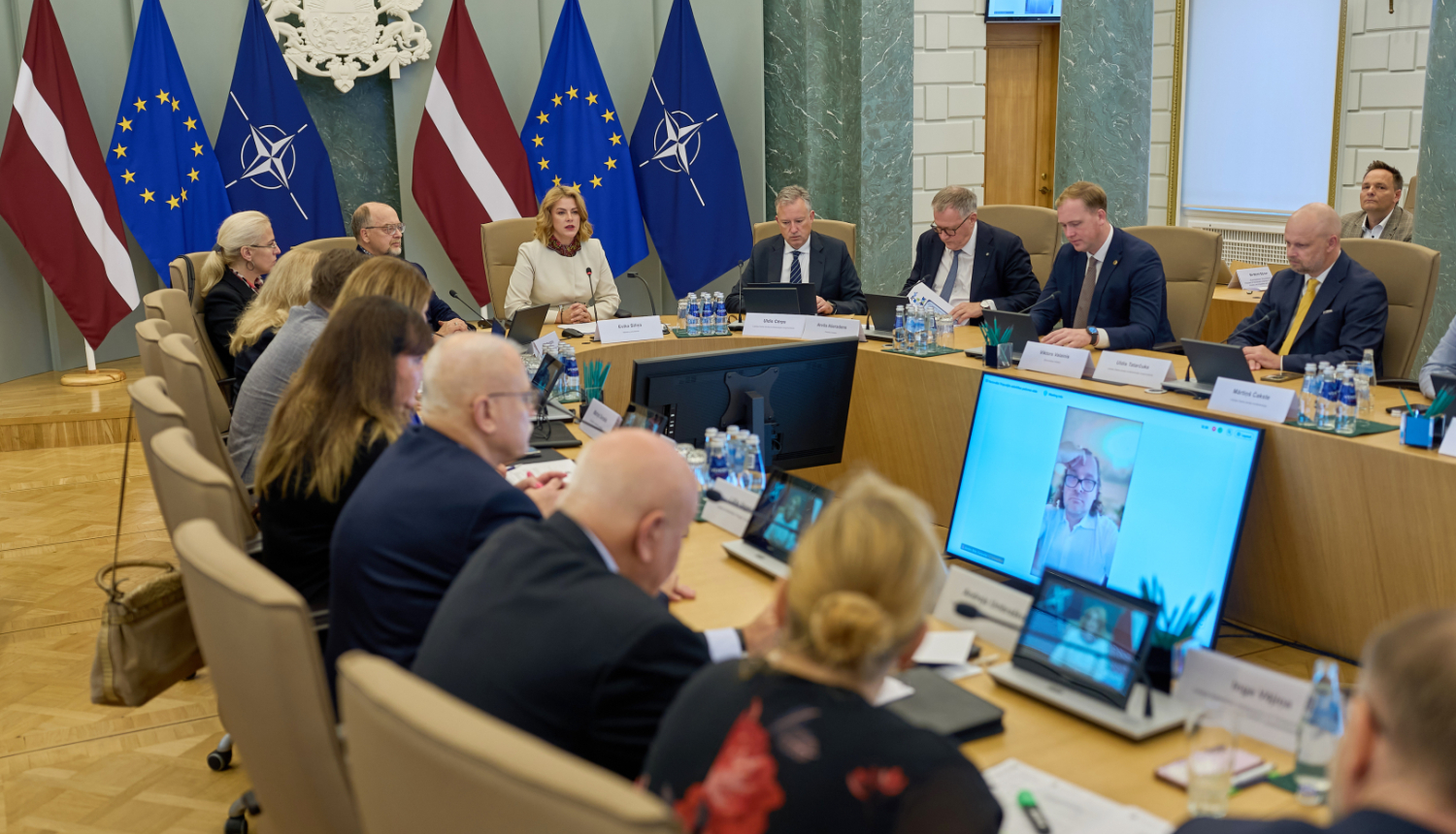 Ministru prezidente Evika Siliņa vada Nacionālās trīspusējās sadarbības padomes sēdi