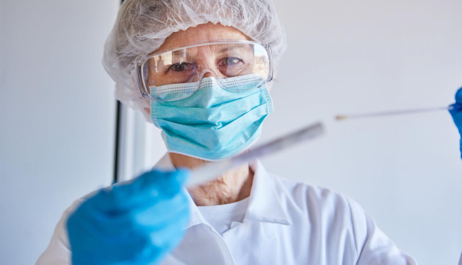 Latvijā laboratorijas varēs izmantot ātros molekulāri bioloģiskos COVID-19 testus