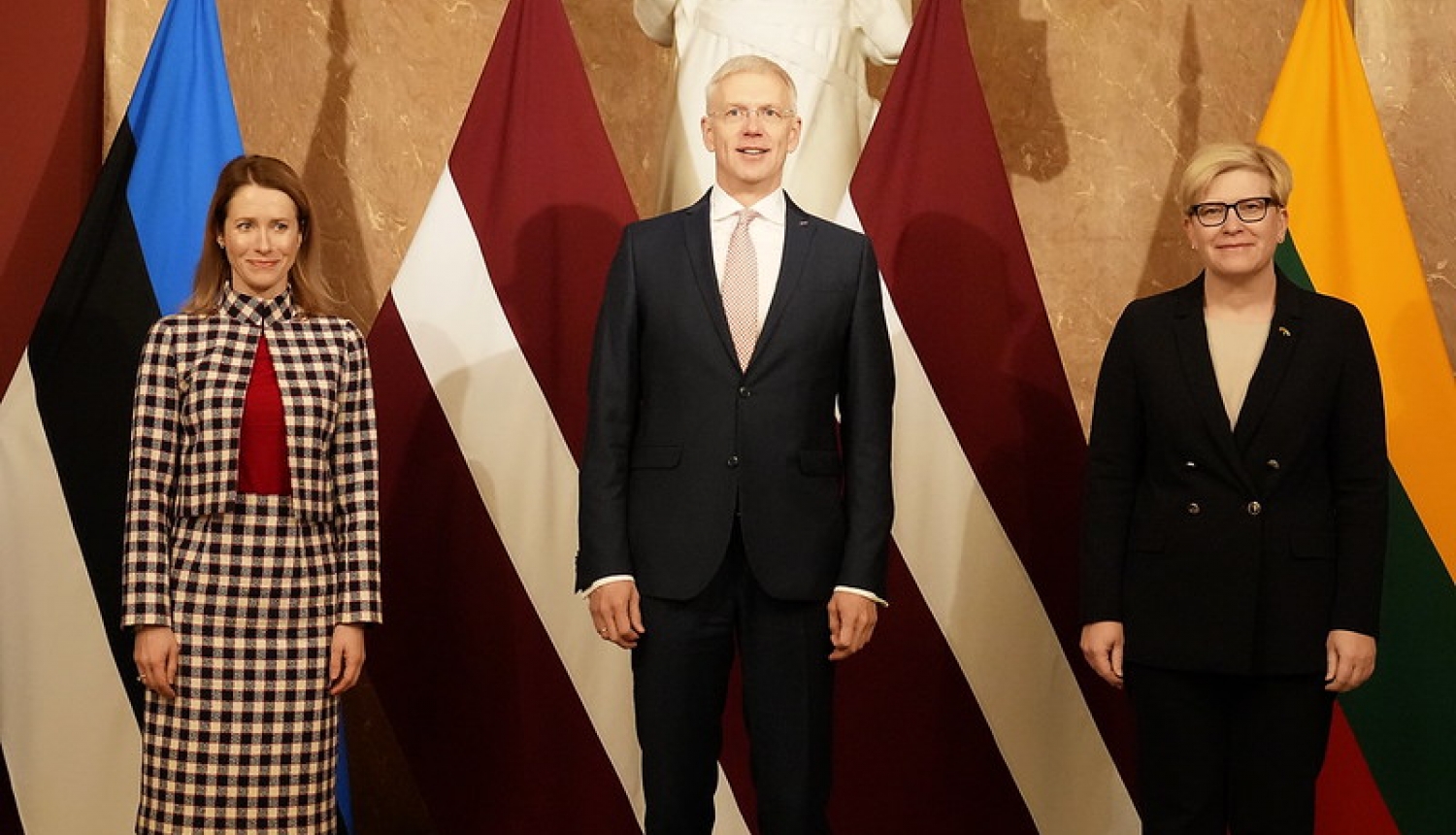 Kaja Kallasa, Krišjānis Kariņš un Ingrīda Šimonīte Ministru kabinetā