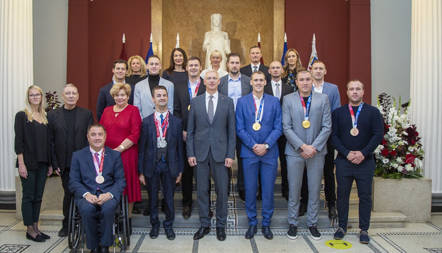 Kariņš tiekas ar Tokijas olimpisko un paralimpisko spēļu medaļniekiem 