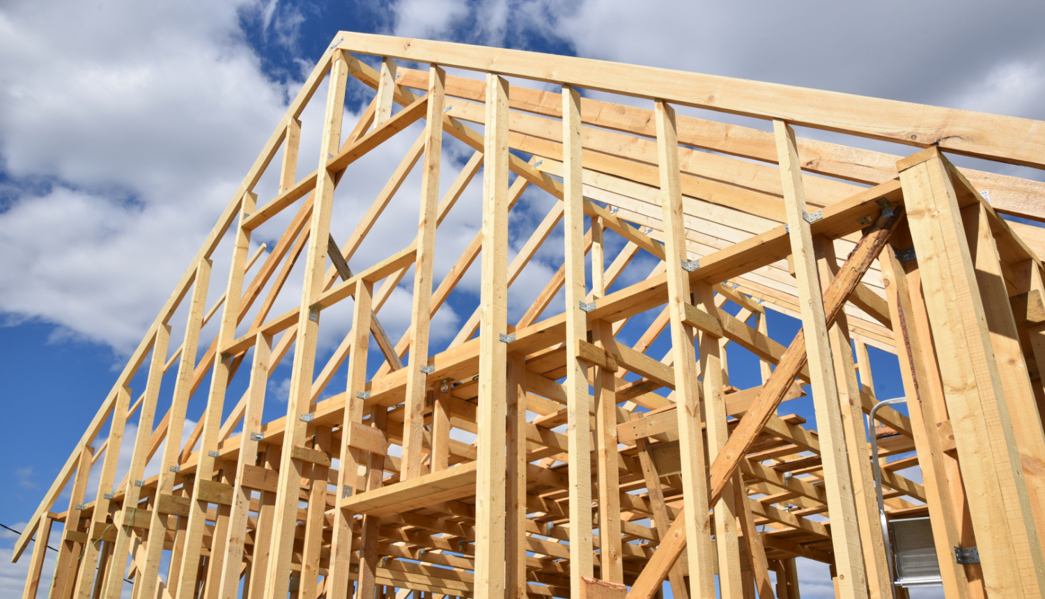 Koka ēkas konstrukcija