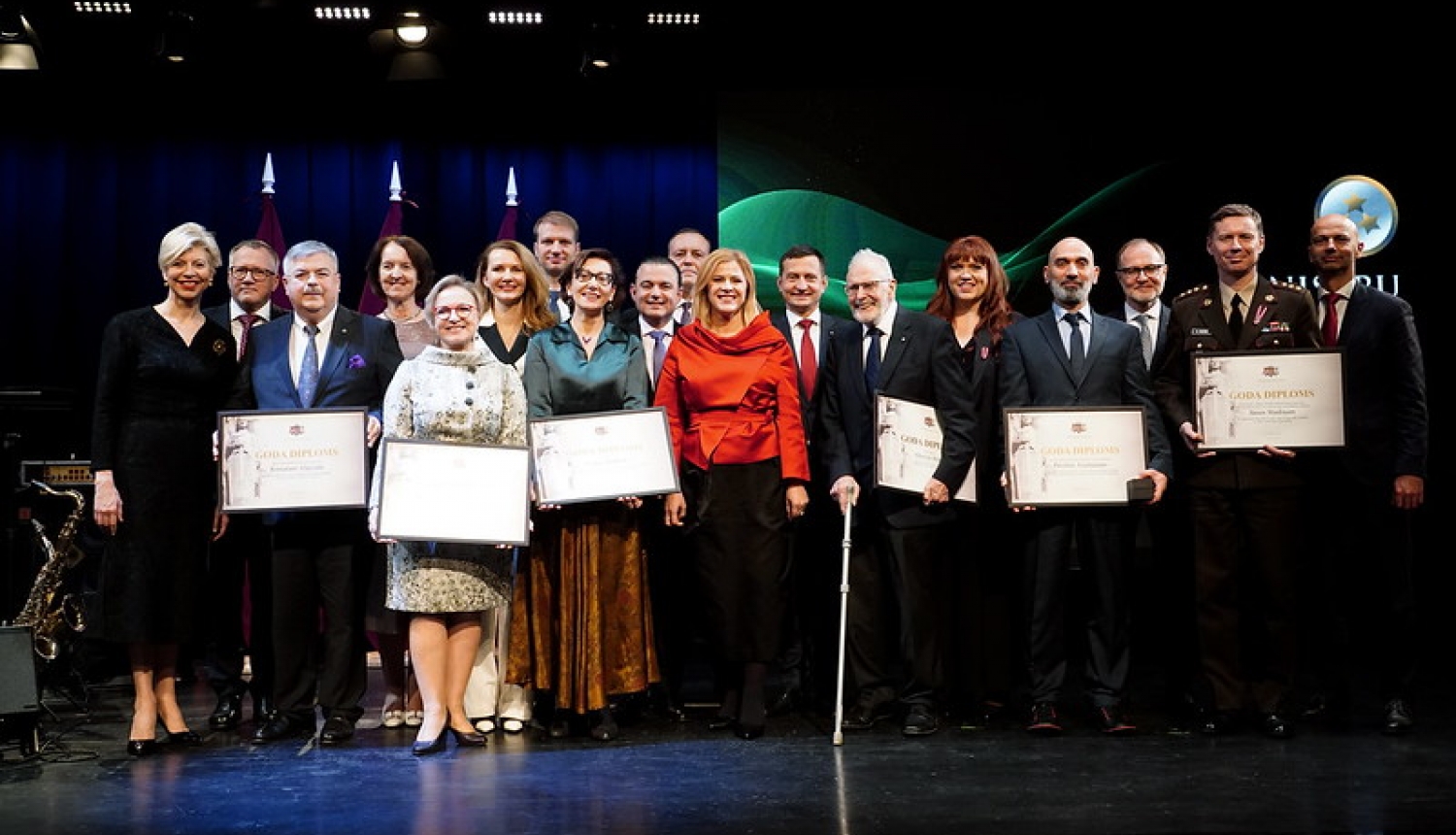 Ministru kabineta balvas laureāti, Ministru prezidente un ministri kopbildē