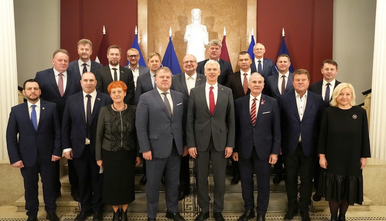 Ministru prezidents Krišjānis Kariņš ar pašvaldību vadītājiem