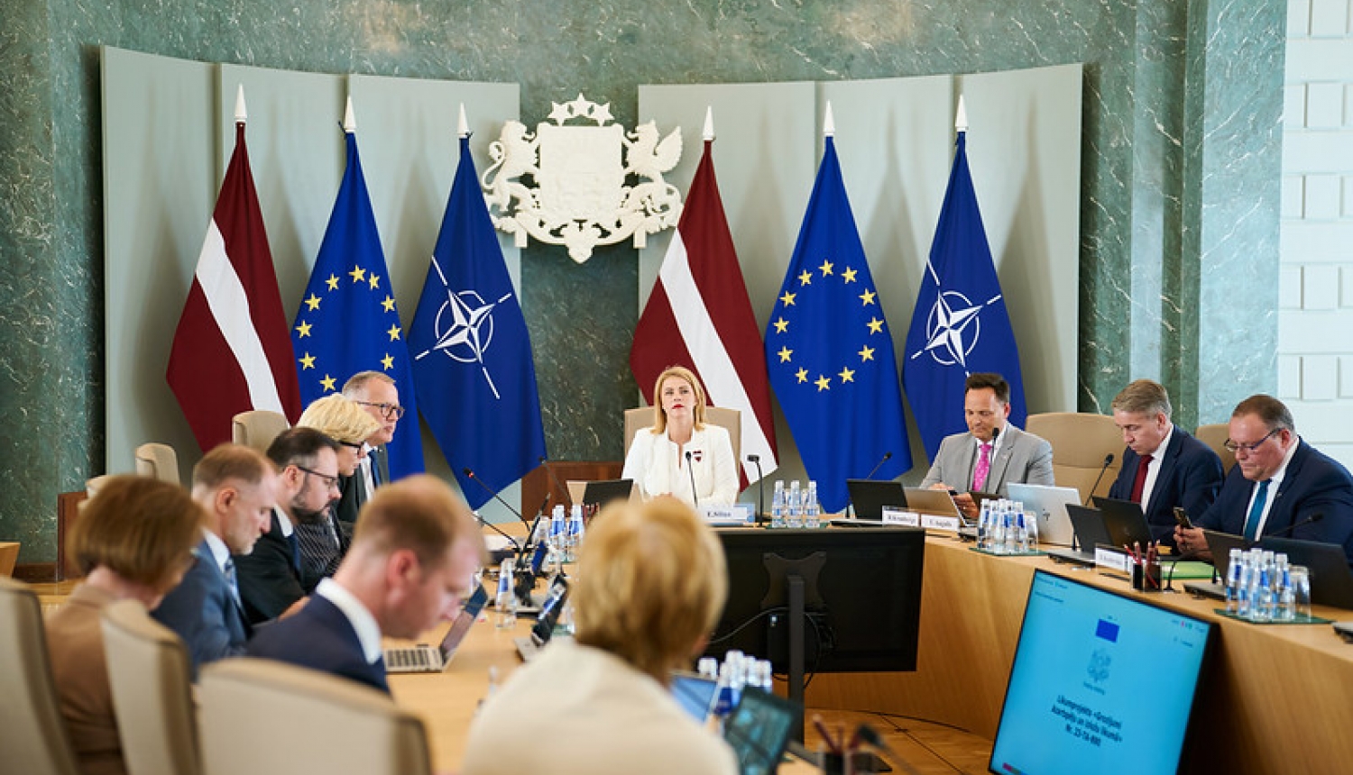 Ministru kabineta sēde.
