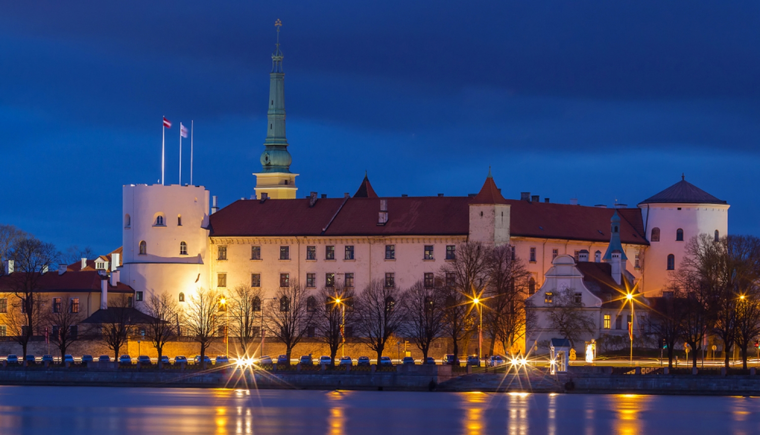 Rīgas pils - vakara skats